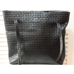 Bolso  piel entrelazado...